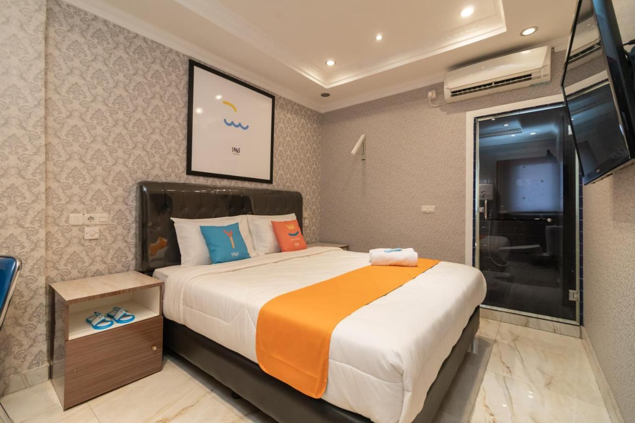 Sans Hotel Beauty Palembang Exteriör bild