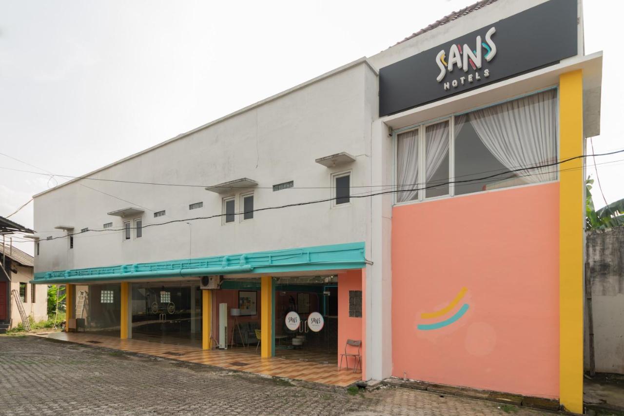 Sans Hotel Beauty Palembang Exteriör bild